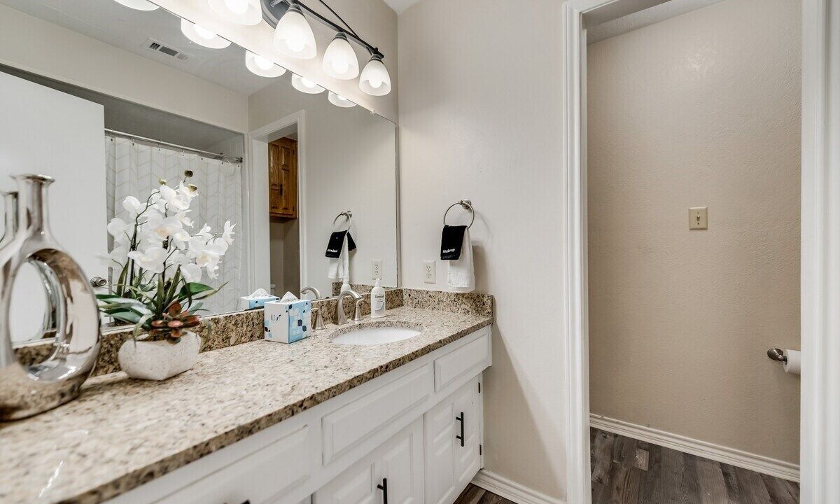Photo of Bathroom in Plano