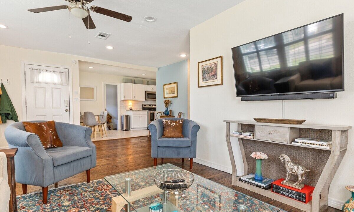 Photo of Livingroom in Fort Worth