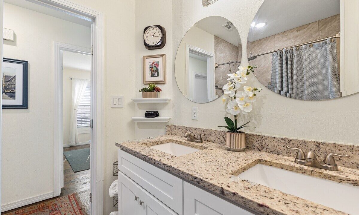 Photo of Bathroom in Fort Worth