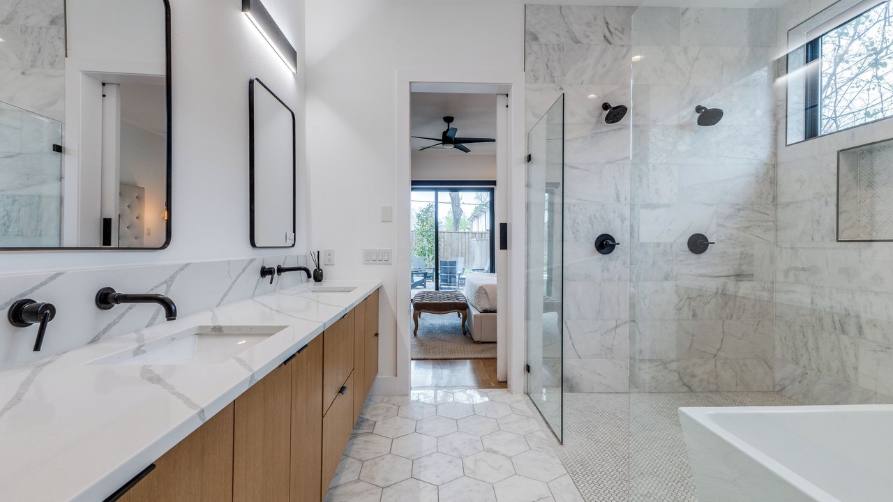 Photo of Bathroom in Lower Greenville