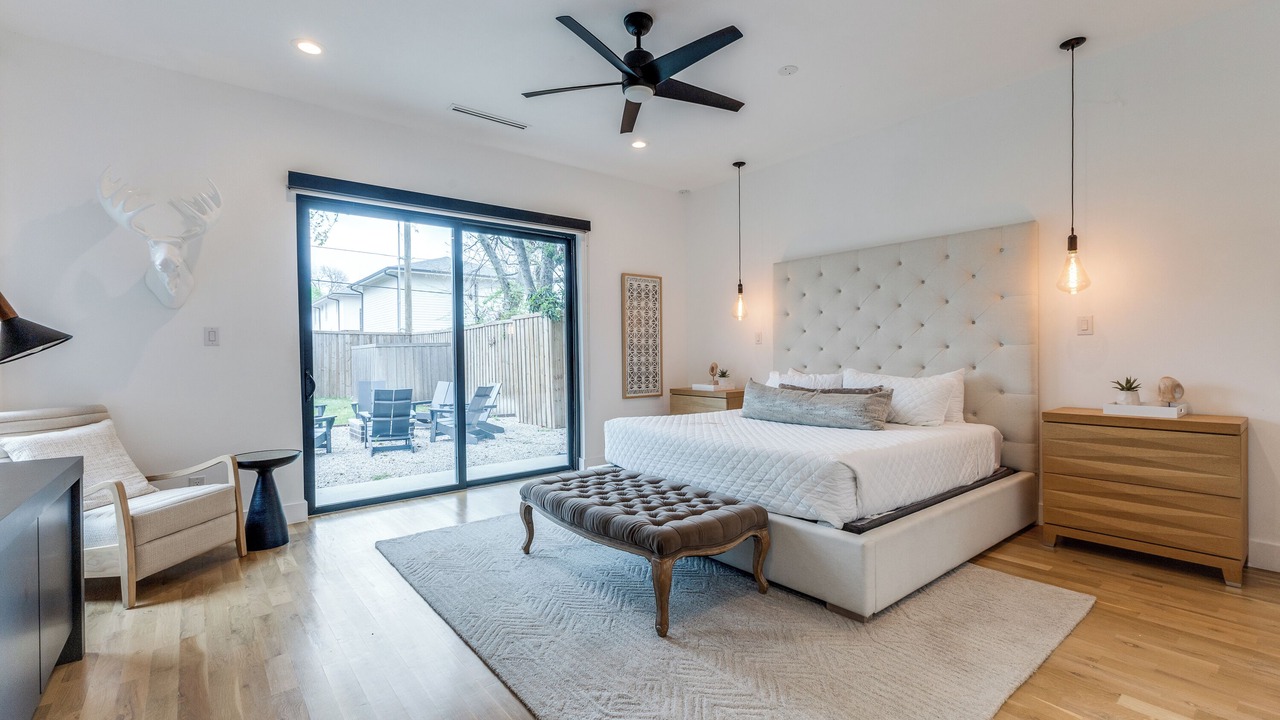 Photo of Bedroom in Lower Greenville