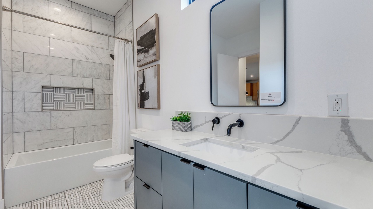 Photo of Bathroom in Lower Greenville