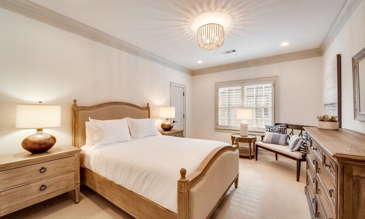 Photo of Bedroom in Lower Greenville