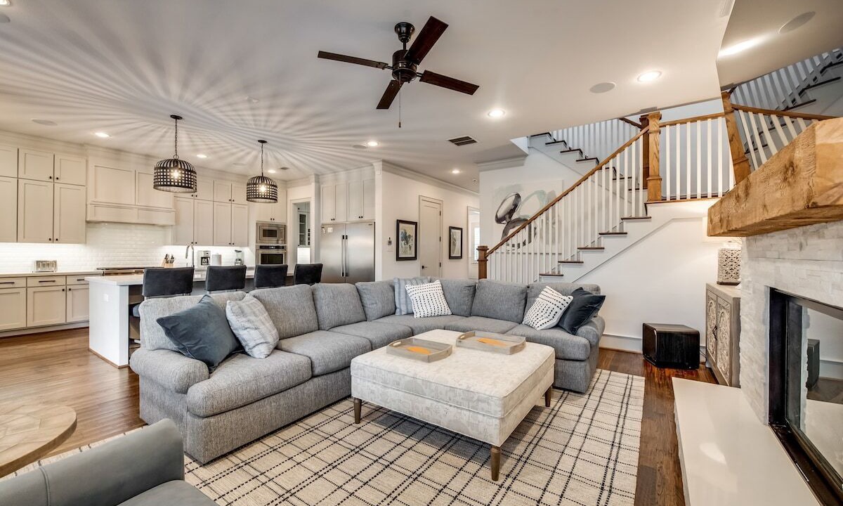 Photo of Livingroom in Lower Greenville