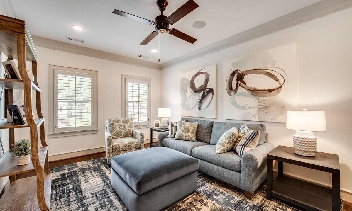 Photo of Livingroom in Lower Greenville