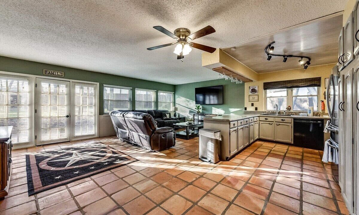 Photo of Livingroom in Bedford