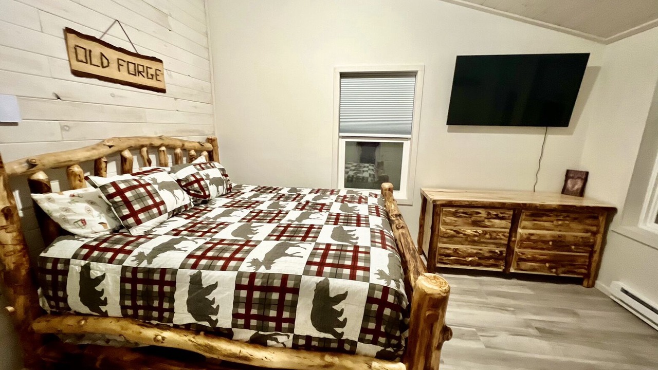 Photo of Bedroom in Town of Webb