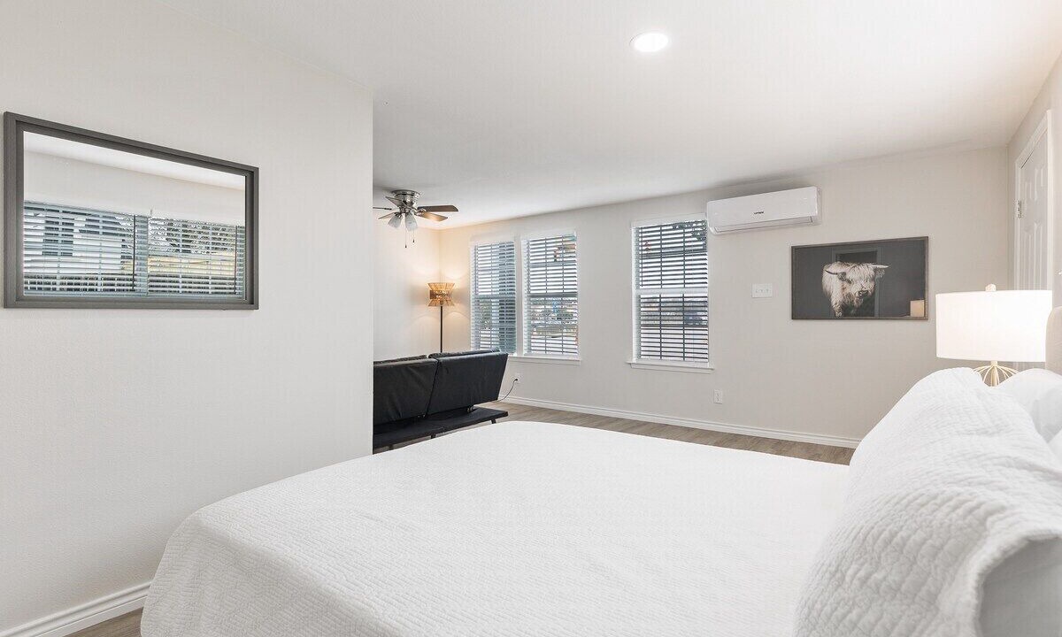 Photo of Bedroom in Arlington Heights