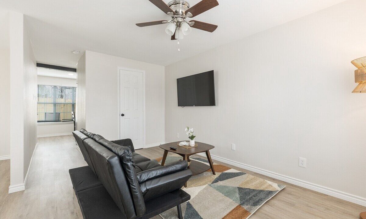 Photo of Livingroom in Arlington Heights