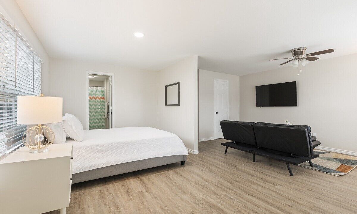 Photo of Bedroom in Arlington Heights