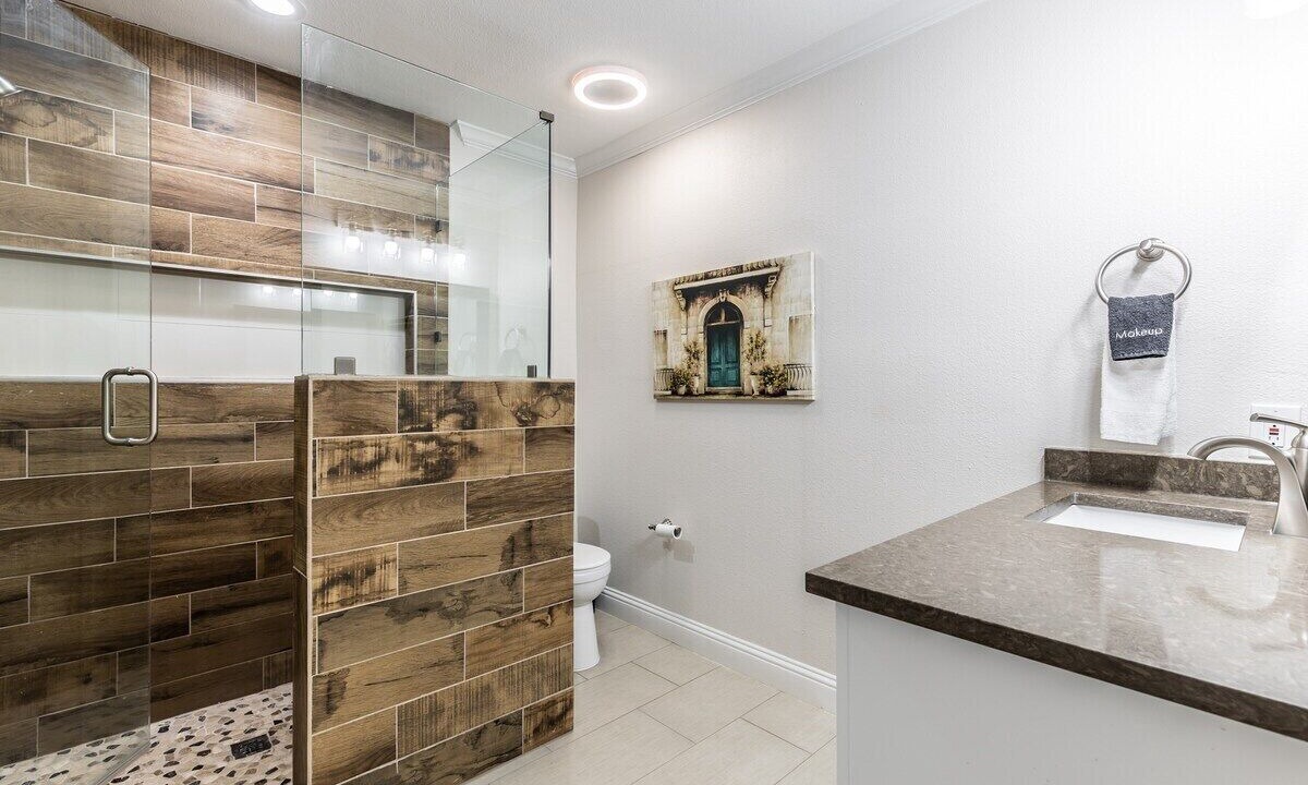 Photo of Bathroom in Arlington Heights