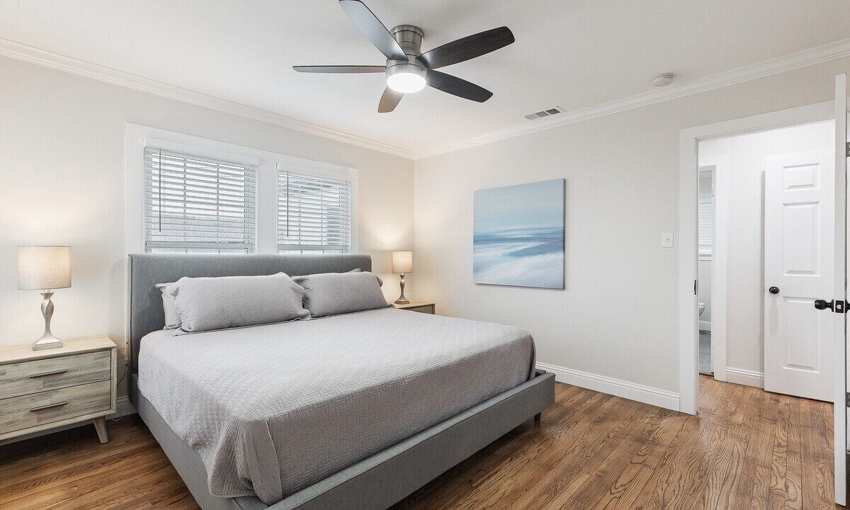 Photo of Bedroom in Arlington Heights