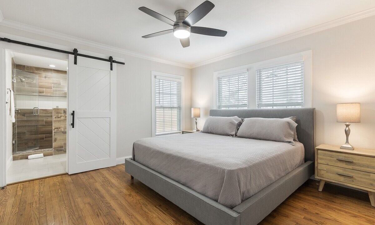 Photo of Bedroom in Arlington Heights