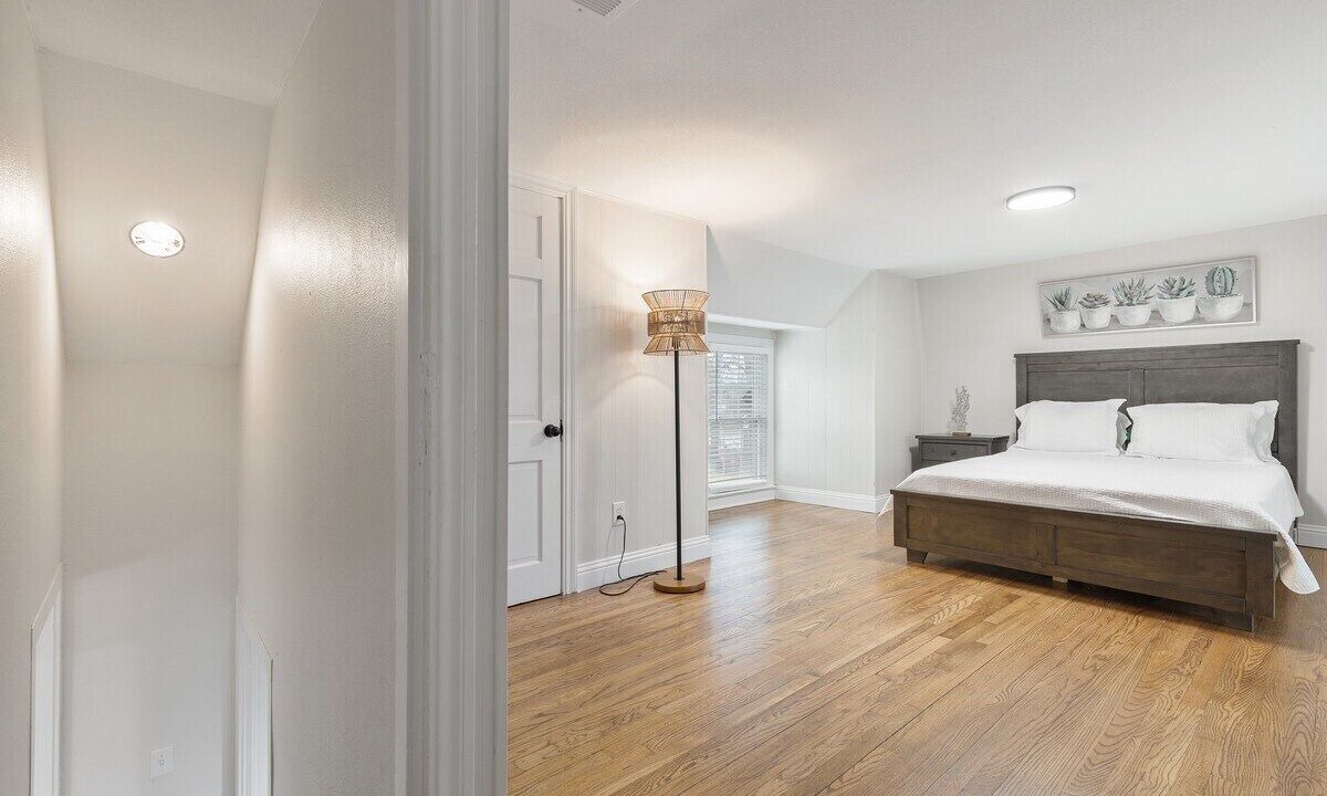 Photo of Bedroom in Arlington Heights