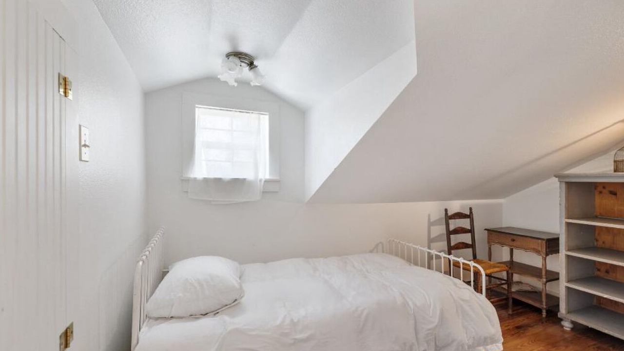 Photo of Bedroom in Warrenton