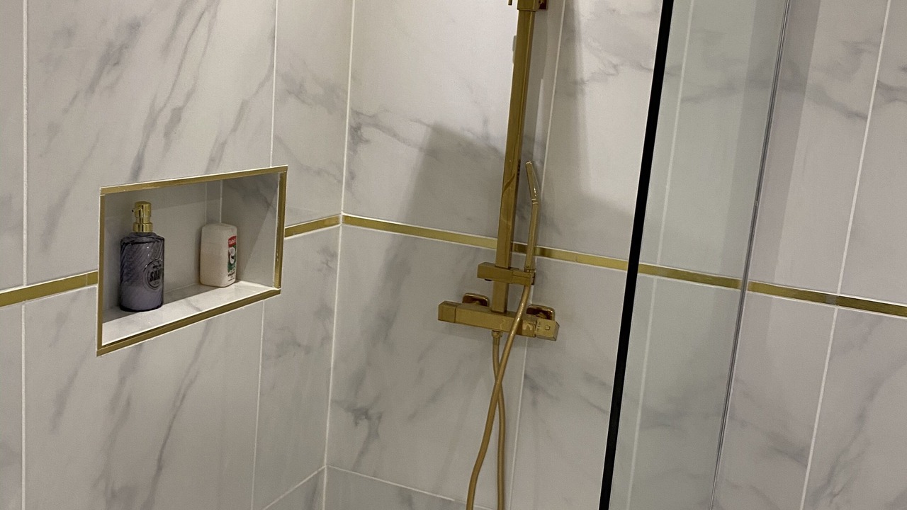 Photo of Bathroom in Gares