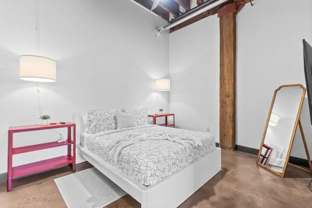 Photo of Bedroom in Downtown St. Louis