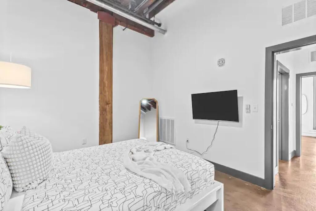 Photo of Bedroom in Downtown St. Louis