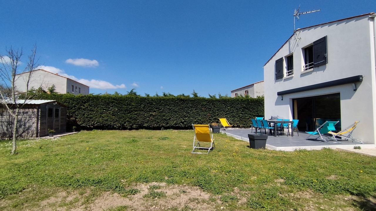 Photo of Patio Balcony in Le Grand-Village-Plage