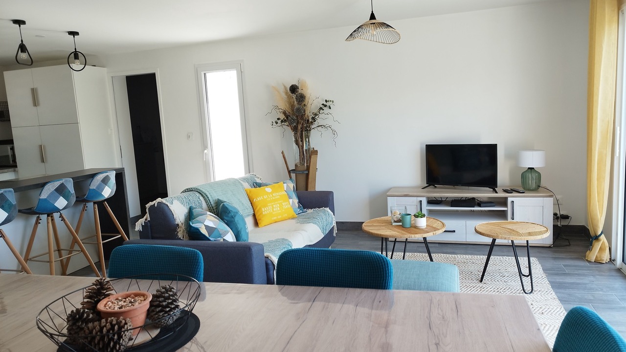 Photo of Livingroom in Le Grand-Village-Plage