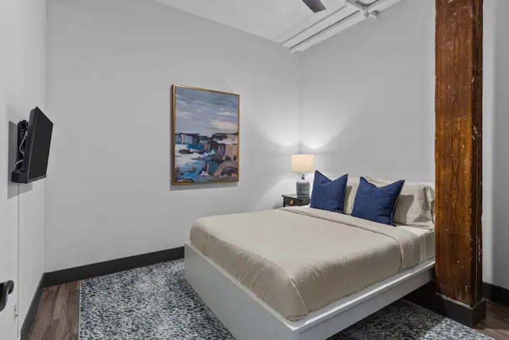 Photo of Bedroom in Downtown St. Louis