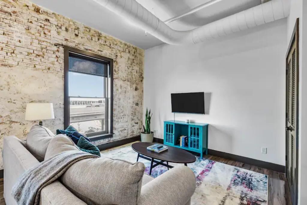 Photo of Livingroom in Downtown St. Louis