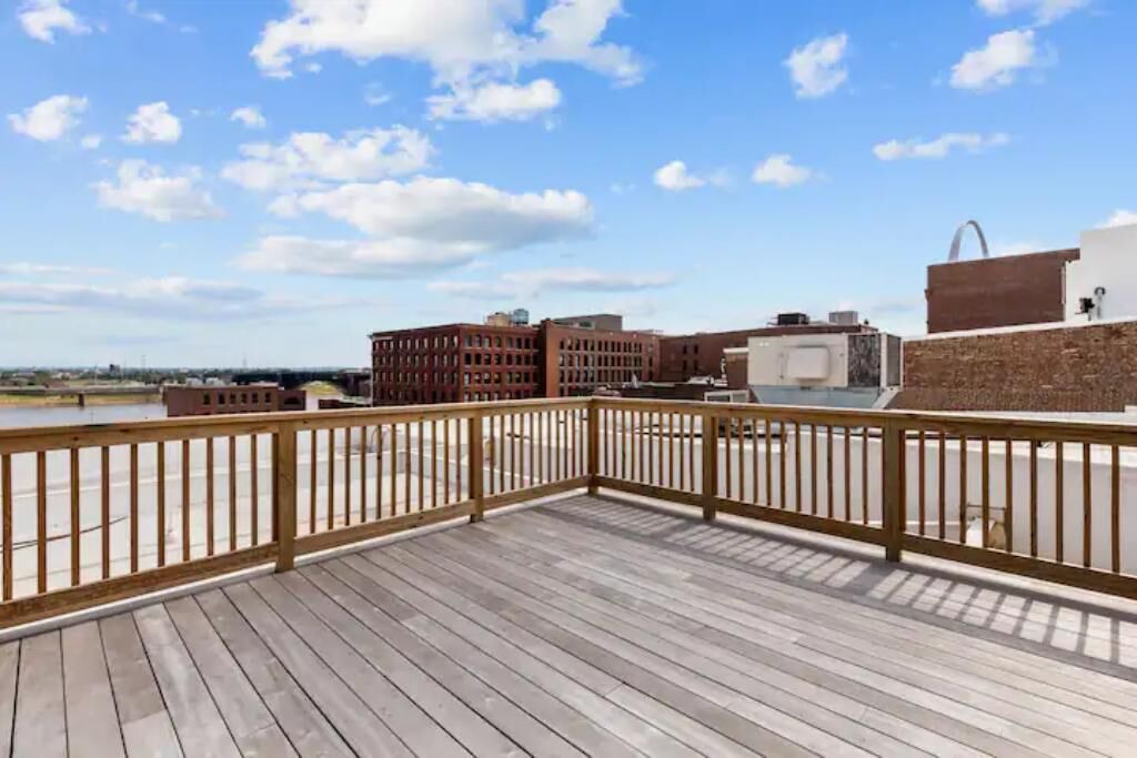Photo of Patio Balcony in Downtown St. Louis