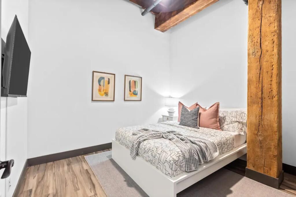 Photo of Bedroom in Downtown St. Louis