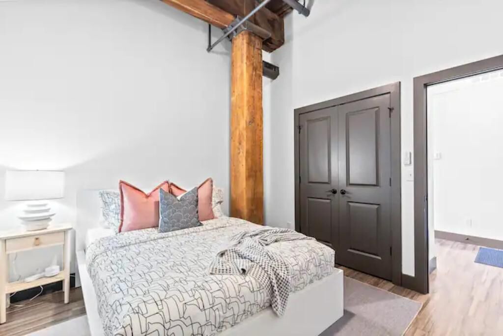 Photo of Bedroom in Downtown St. Louis