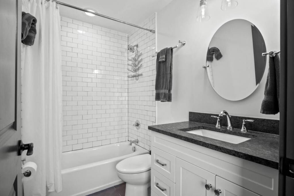 Photo of Bathroom in Downtown St. Louis