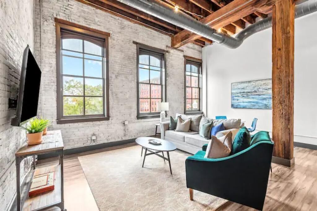 Photo of Livingroom in Downtown St. Louis