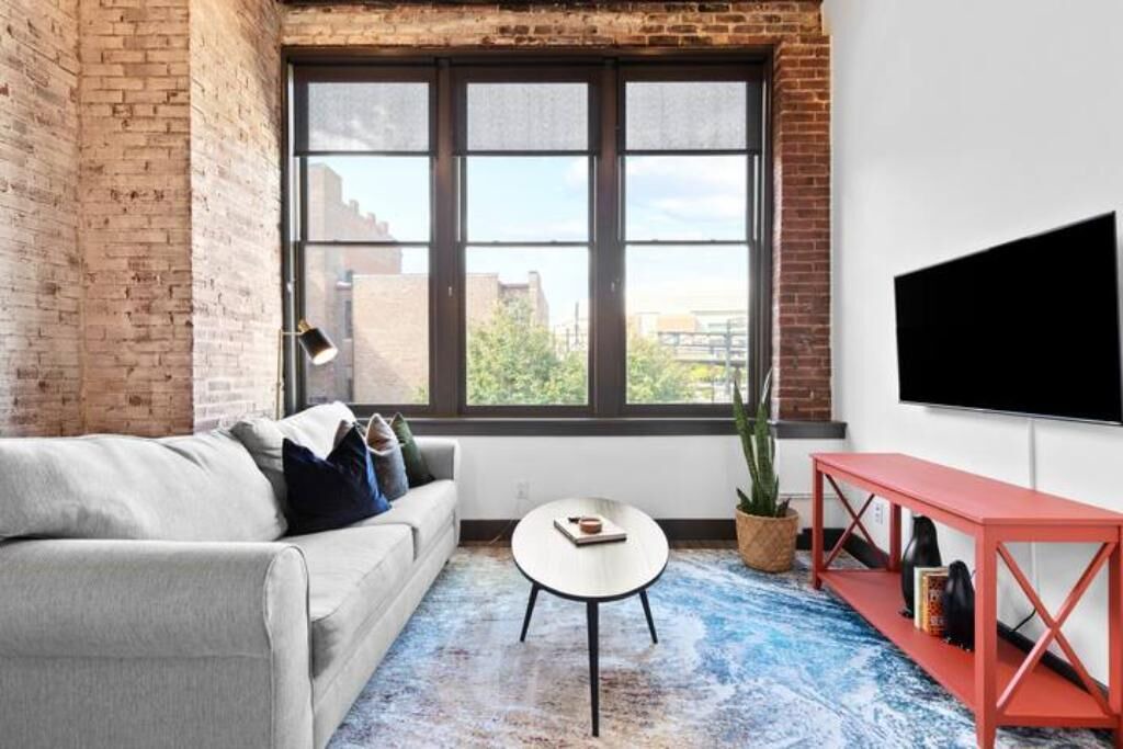 Photo of Livingroom in Downtown St. Louis