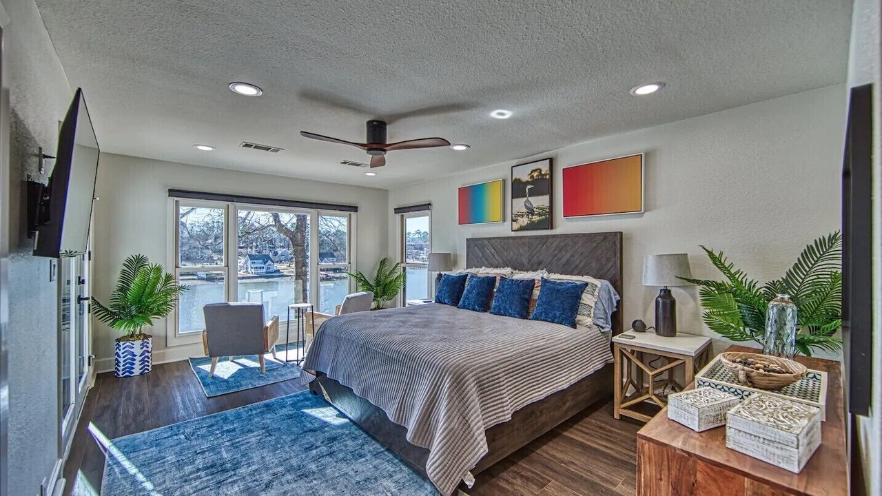 Photo of Bedroom in Lake Hamilton