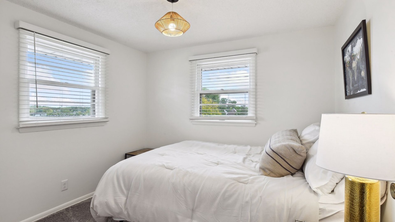 Photo of Bedroom in Excelsior