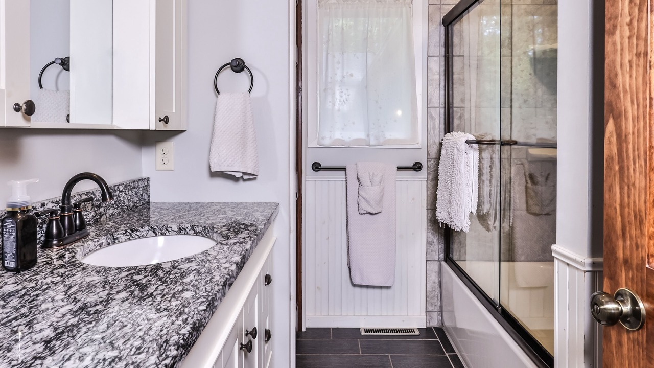 Photo of Bathroom in Boulder Junction
