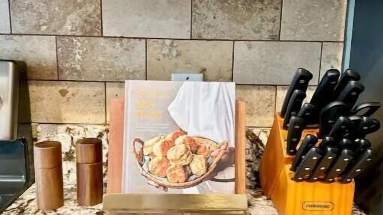 Photo of Others in Savannah