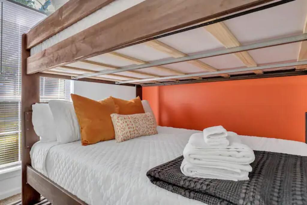 Photo of Others in Savannah