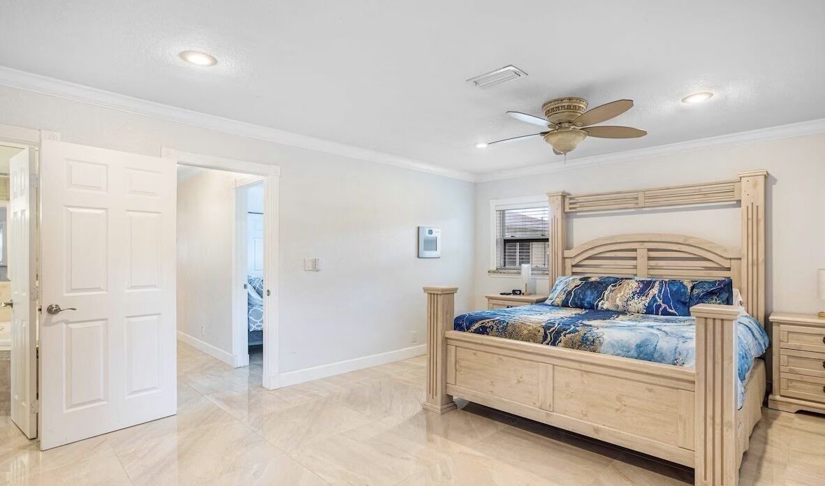 Photo of Bedroom in Green Meadow