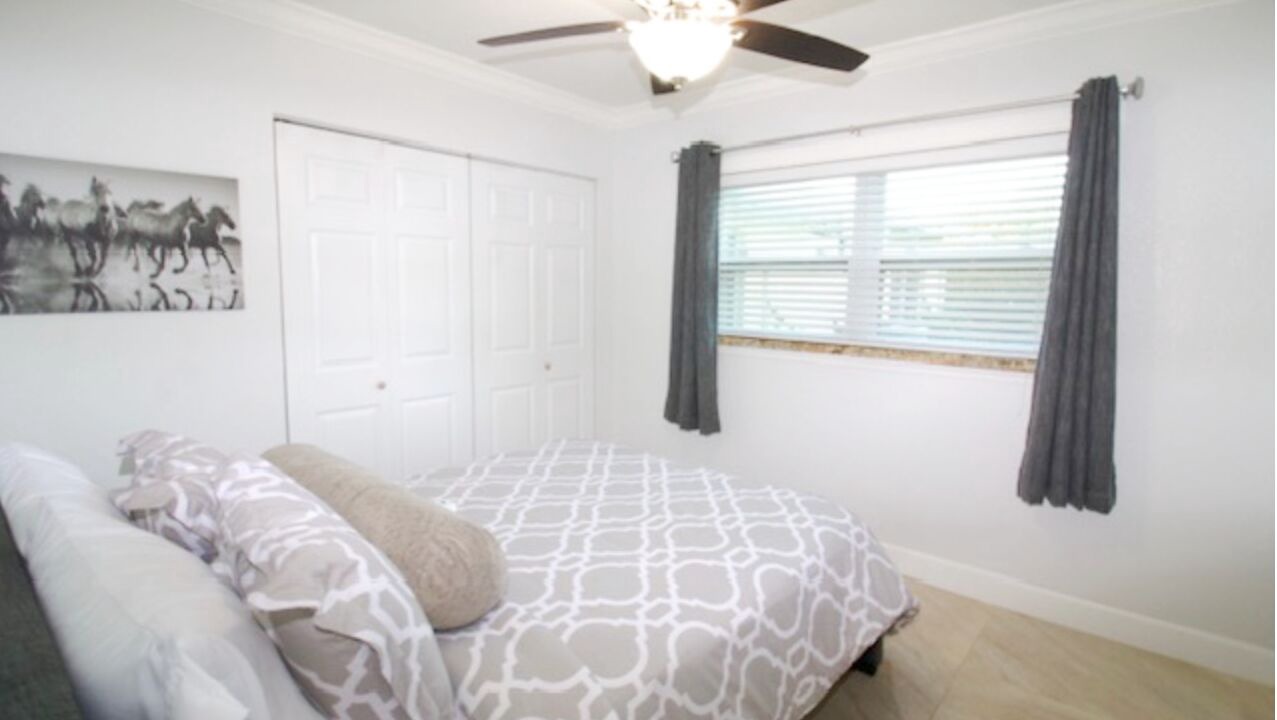 Photo of Bedroom in Green Meadow