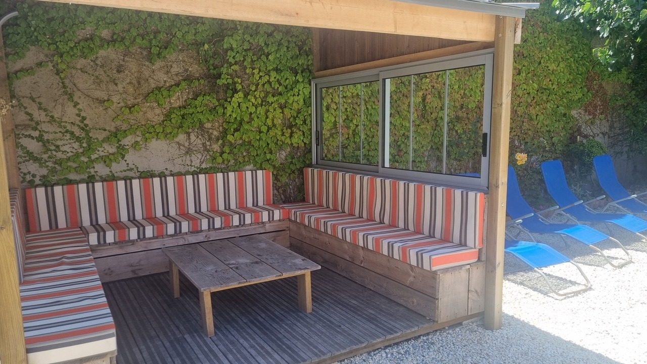Photo of Patio Balcony in LʼAiguillon-sur-Mer
