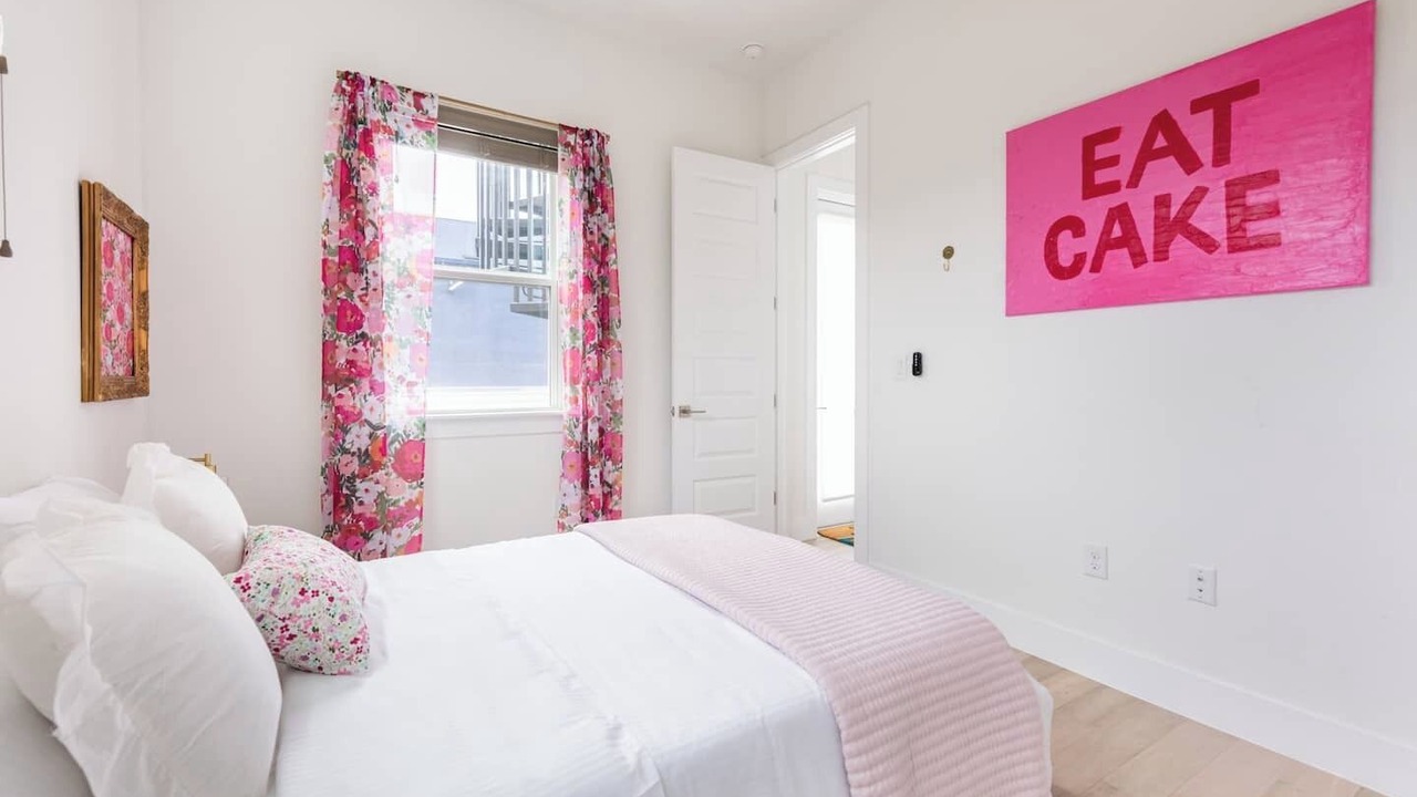 Photo of Bedroom in Foster Heights