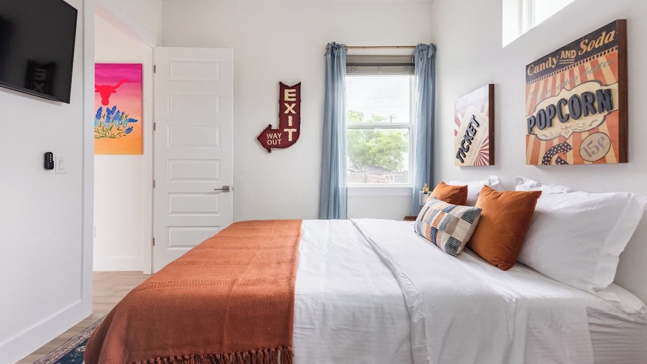 Photo of Bedroom in Foster Heights