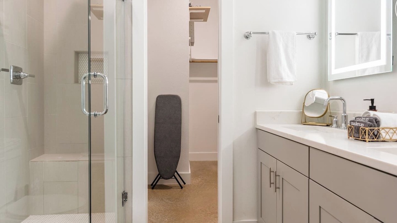 Photo of Bathroom in Foster Heights