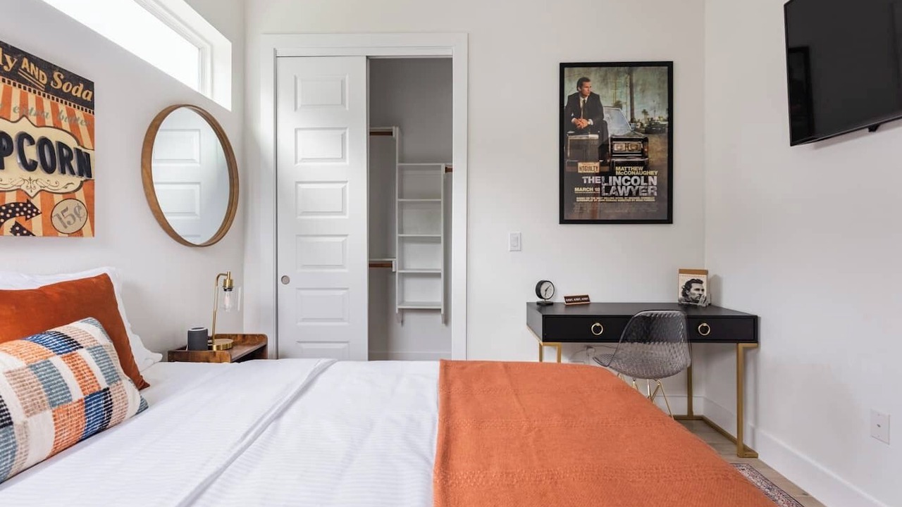 Photo of Bedroom in Foster Heights