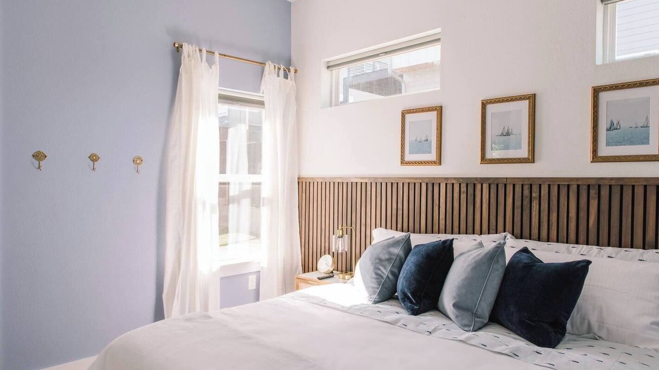 Photo of Bedroom in Foster Heights