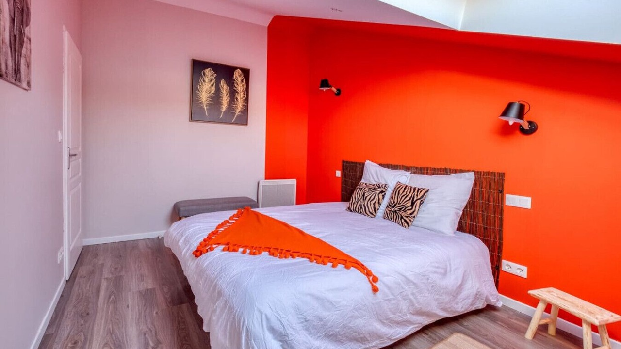 Photo of Bedroom in Peyrole