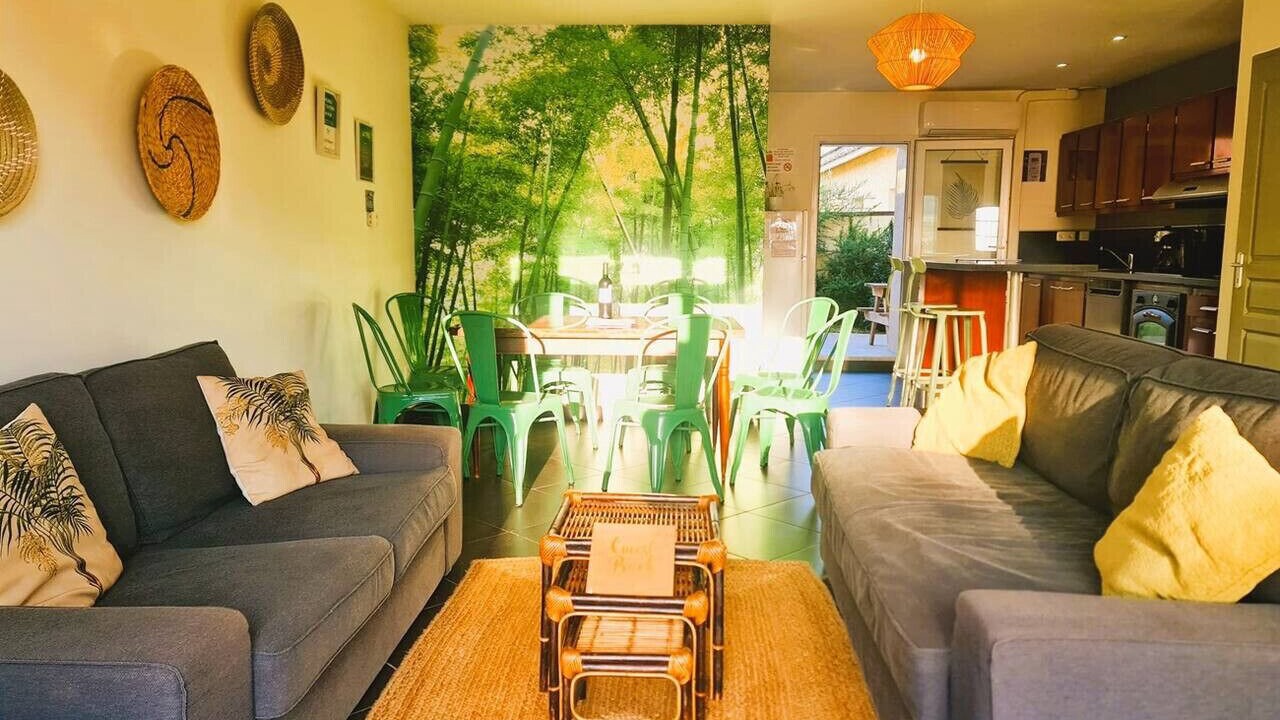 Photo of Livingroom in Peyrole