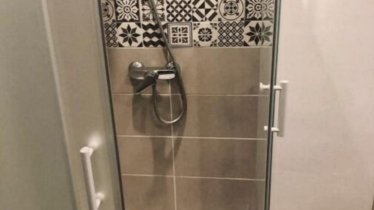 Photo of Bathroom in Joigny