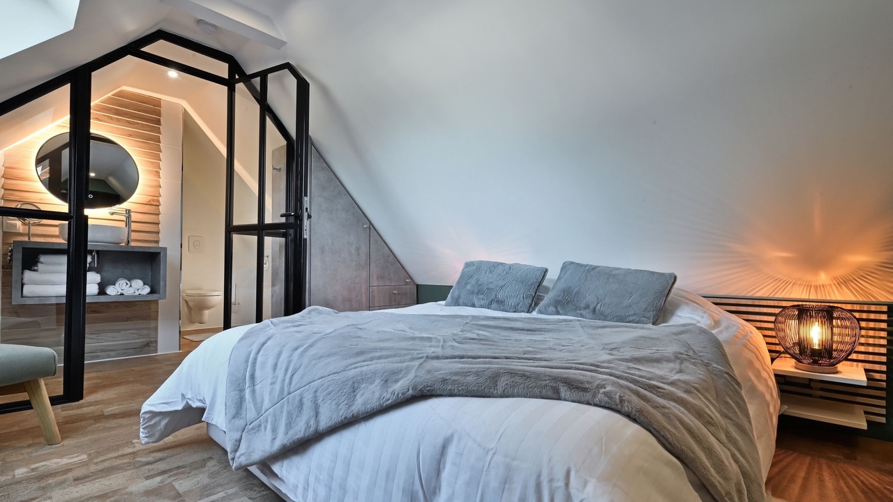 Photo of Bedroom in Saint-Thurien