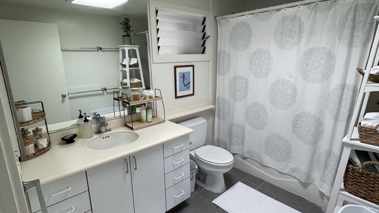 Photo of Bathroom in Enchanted Lake